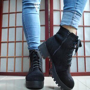 Lace front velvet platform Lug sole combat ankle boots